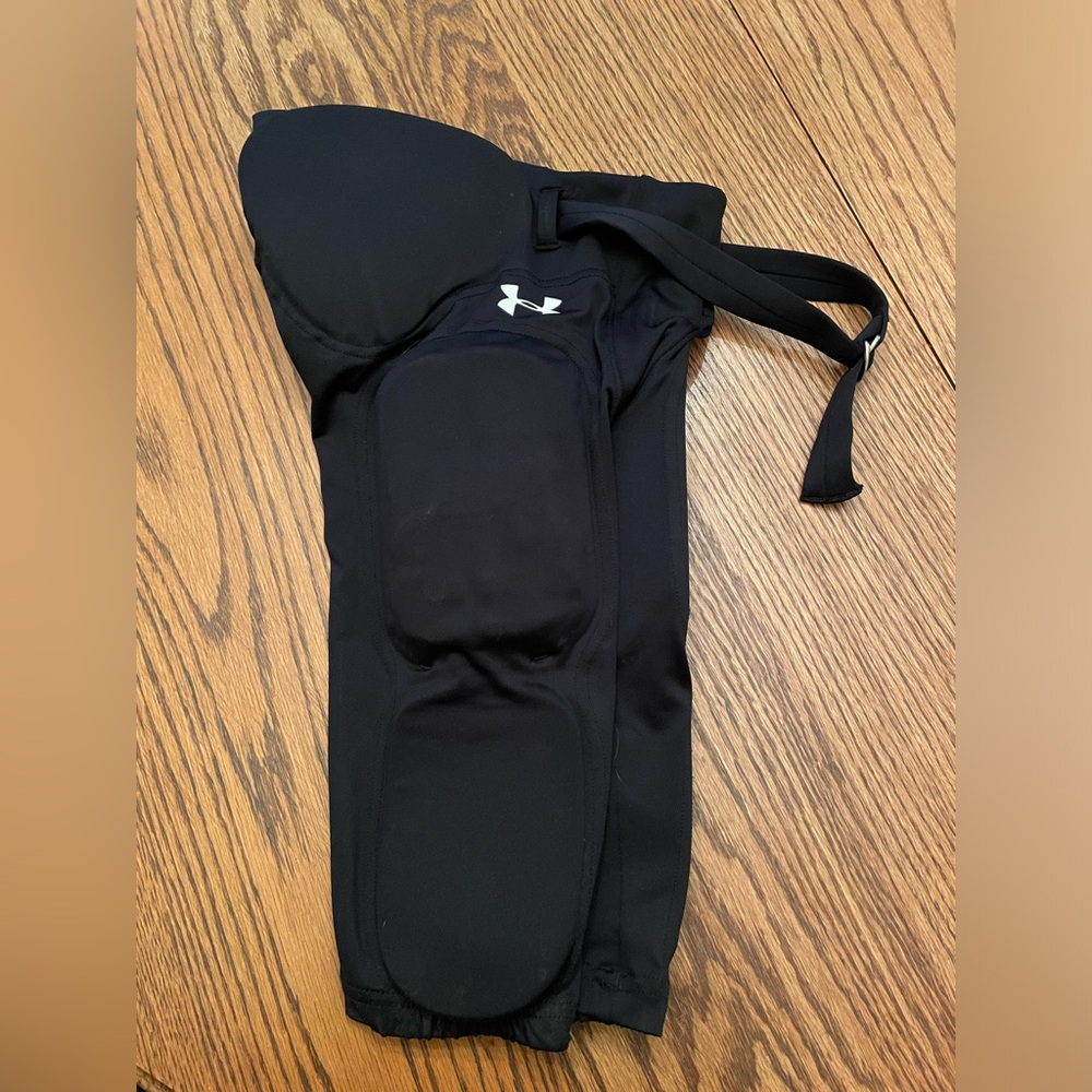 Under Armour Padded Football Shorts. Size small